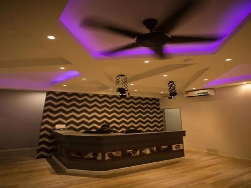 Hollywood Hotel Ipoh 2*,